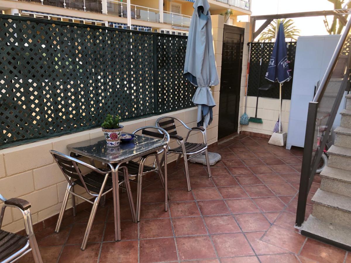 Apartamento Junto Al Mar Los Marineros Con Acceso Independiente Por Terraza Пусол Екстериор снимка