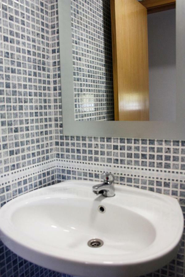 Apartamento Junto Al Mar Los Marineros Con Acceso Independiente Por Terraza Пусол Екстериор снимка